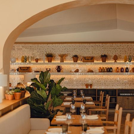 Aethos Sardinia Hotel Cannigione Exterior photo