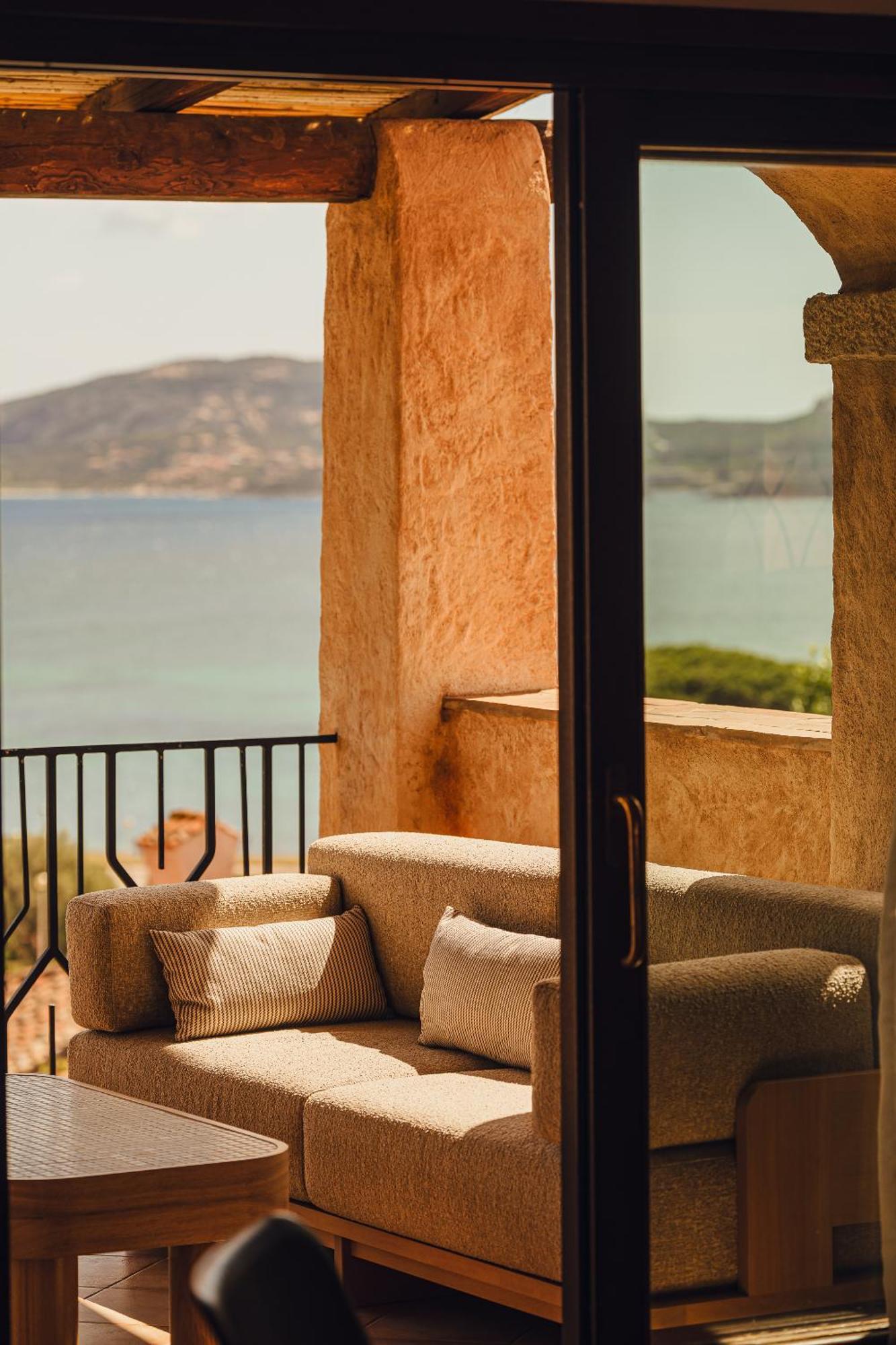Aethos Sardinia Hotel Cannigione Exterior photo